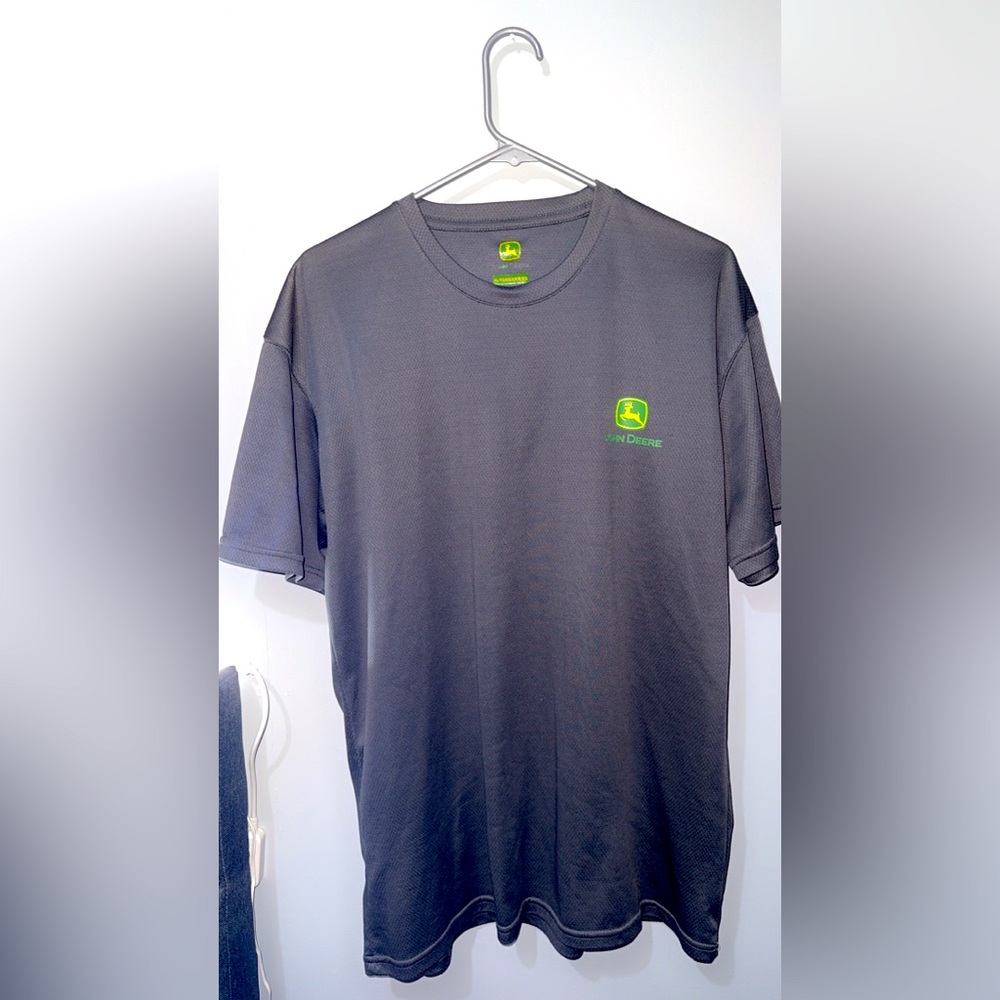Men’s John Deere Short Sleeve Tee
